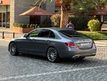 Mercedes E 220 d-3