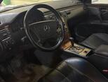 Mercedes E 200-5