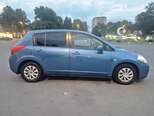 Nissan Tiida-5