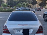 Mercedes E 270-2