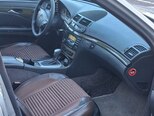 Mercedes E 270-7