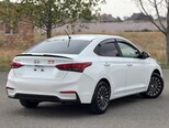 Hyundai Accent-10