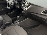 Hyundai Accent-13