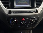 Hyundai Accent-20