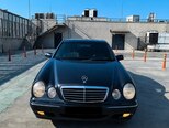 Mercedes E 270-1