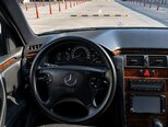 Mercedes E 270-14
