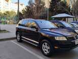Volkswagen Touareg-2