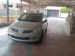 Nissan Tiida-1