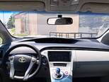Toyota Prius-6