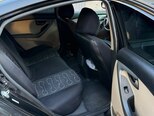 Hyundai Elantra-8