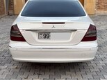 Mercedes E 200-2