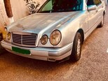 Mercedes E 280 4MATIC-6