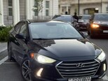 Hyundai Elantra-3