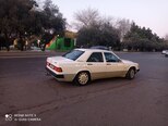 Mercedes 190-5