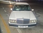 Mercedes 190-1