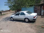 Mercedes 190-4