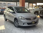 Nissan Tiida-10