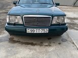Mercedes E 280-1