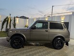 LADA (VAZ) Niva-11