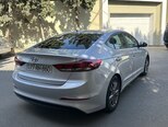 Hyundai Elantra-6