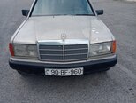 Mercedes 190-1