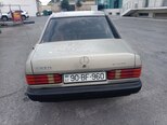 Mercedes 190-5