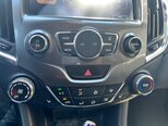 Chevrolet Cruze-11