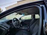 Ford Focus-13