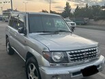 Mitsubishi Pajero io-7