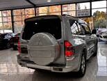 Mitsubishi Pajero-5