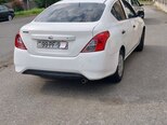 Nissan Sunny-3