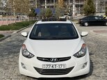 Hyundai Elantra-1