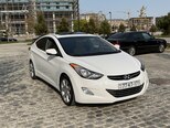 Hyundai Elantra-3
