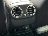 Mercedes E 200-23