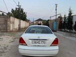 Nissan Sunny-2