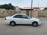 Nissan Sunny-8