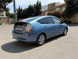 Toyota Prius-5
