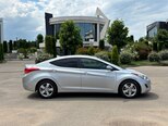 Hyundai Elantra-7
