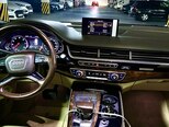 Audi Q7-8