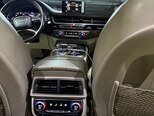 Audi Q7-10