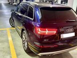 Audi Q7-6