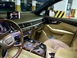 Audi Q7-9