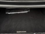 Hyundai Sonata-16