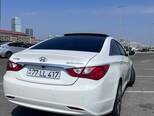 Hyundai Sonata-2