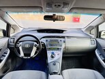 Toyota Prius-3