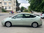 Toyota Prius-5