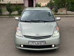 Toyota Prius-3
