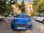 Hyundai Elantra-1