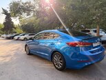 Hyundai Elantra-10