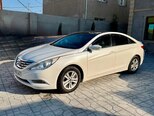 Hyundai Sonata-2